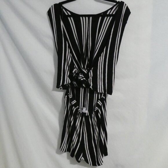 LANE TREE | medium | Black and White Striped Romper | NWOT - Picture 2 of 15